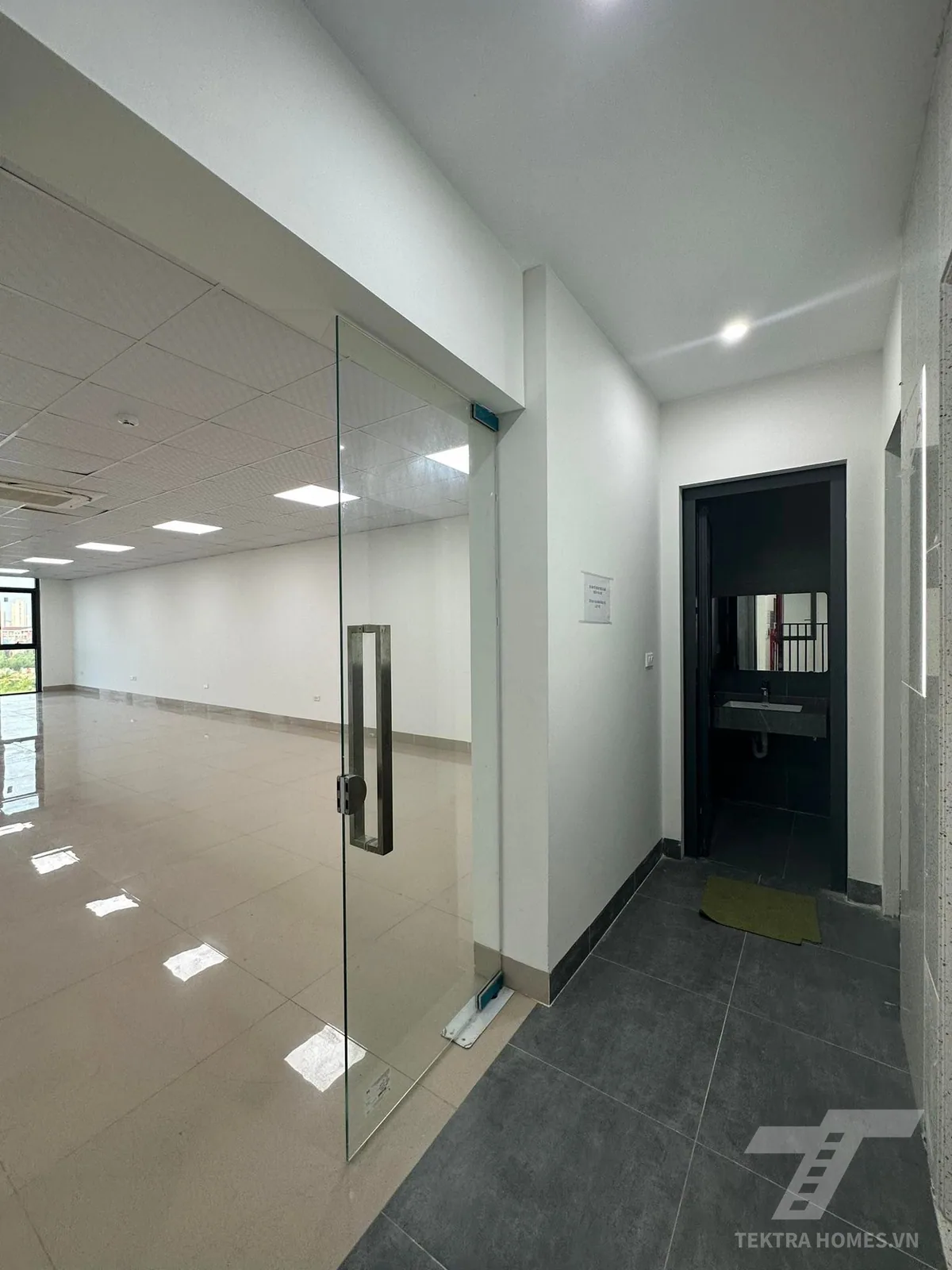 Tòa nhà C6 Tân Tiến