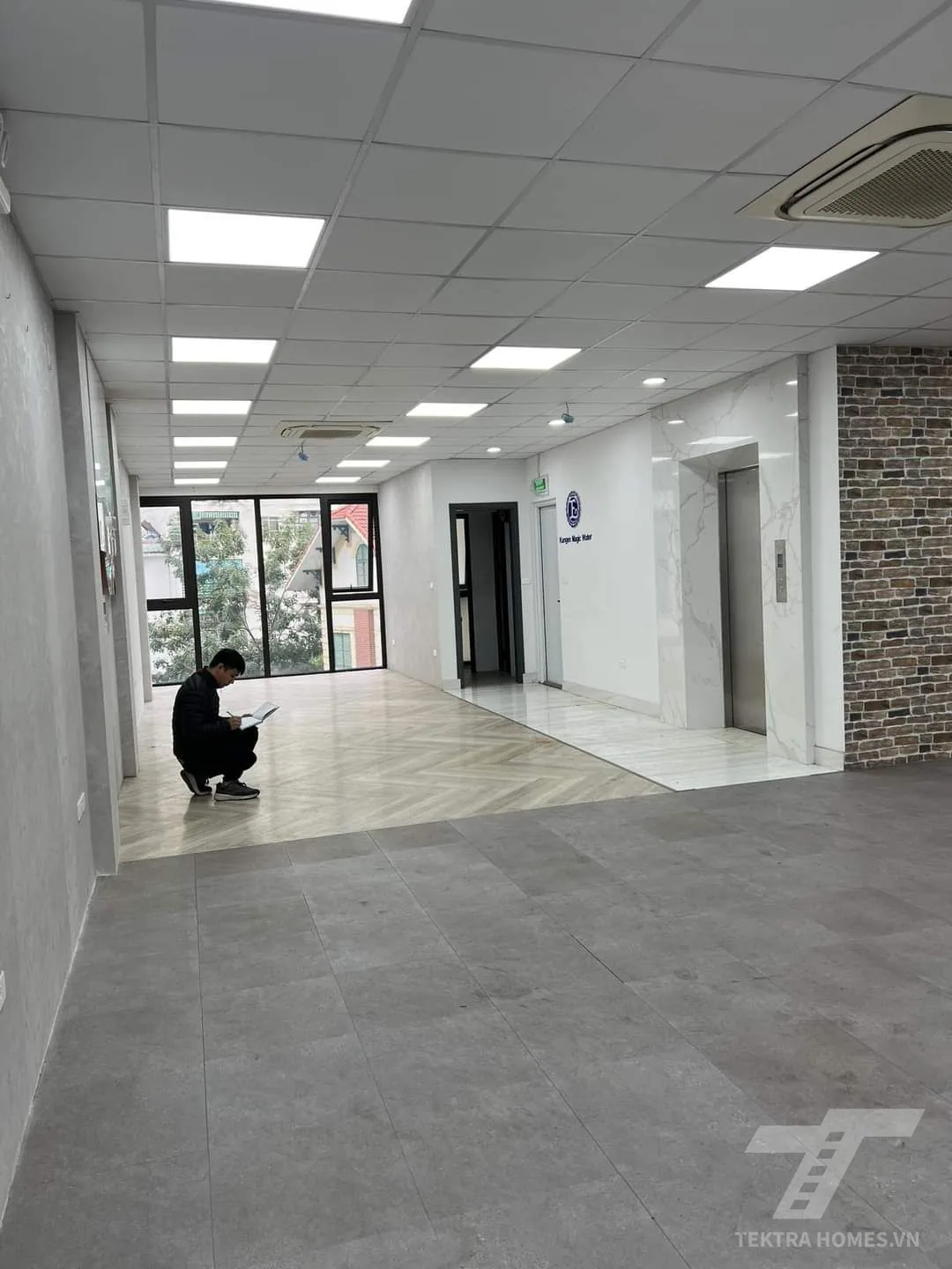 Tòa nhà 19 Dịch Vọng Hậu