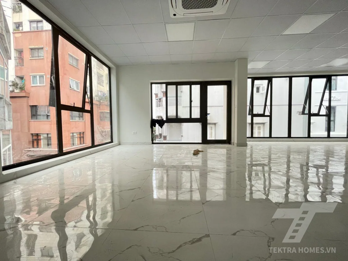 Tòa nhà 27 Huỳnh Thúc Kháng