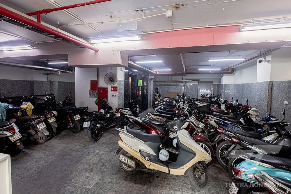 Tòa nhà 352 Phố Huế