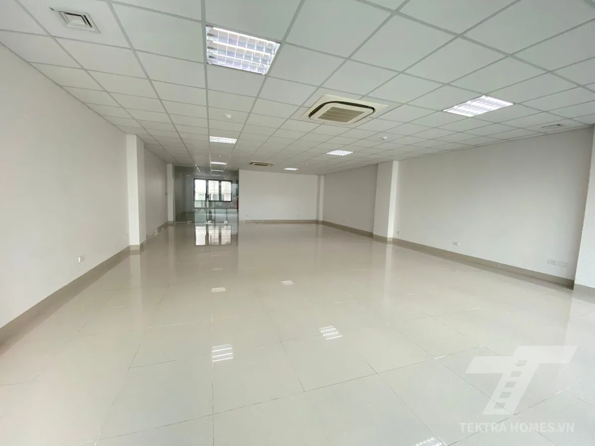Tòa nhà 74 Khúc Thừa Dụ