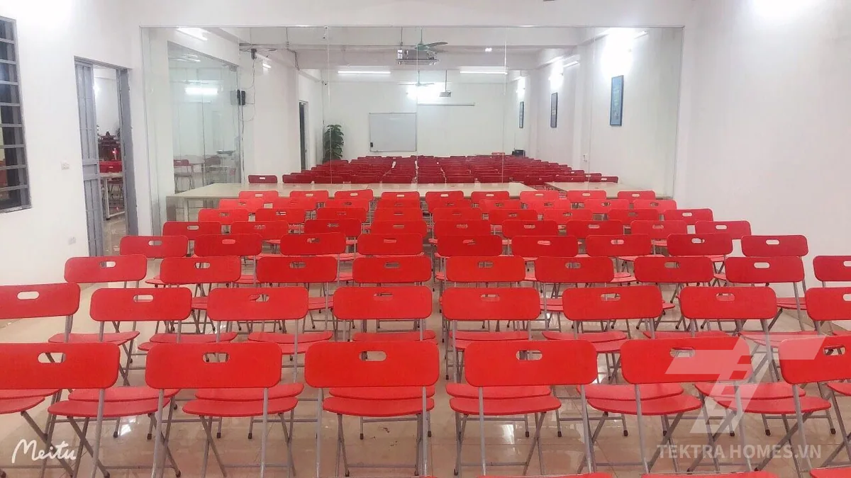 Tòa nhà ngõ 300 Nguyễn Xiển
