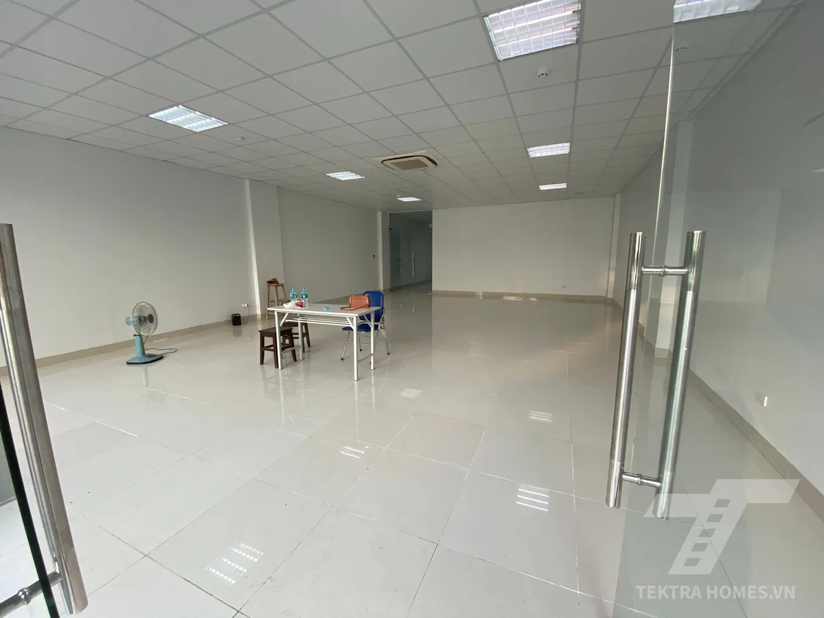 Tòa nhà 74 Khúc Thừa Dụ