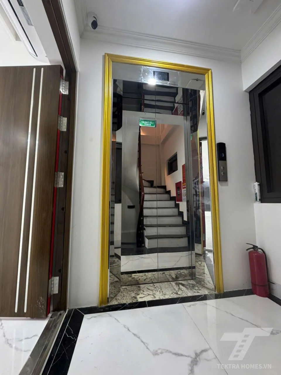 Tòa 27/26 Nguyên Hồng