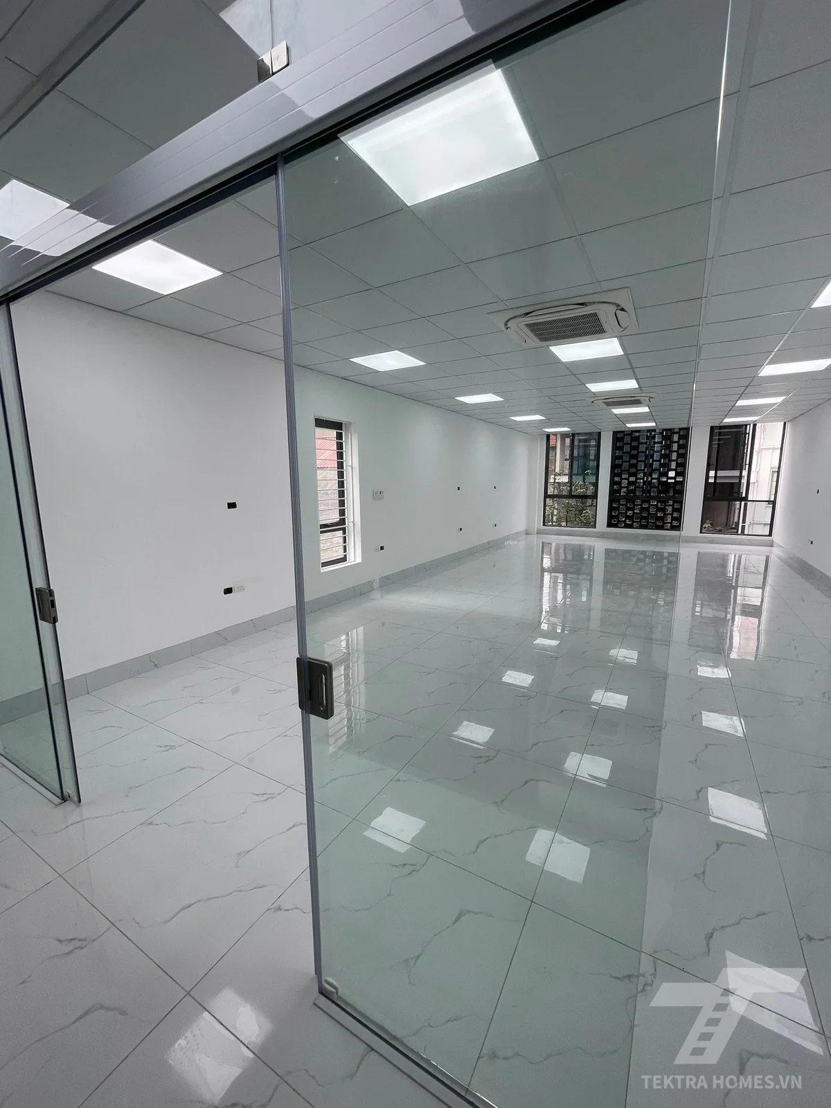 Tòa nhà B8 25 Cự Lộc