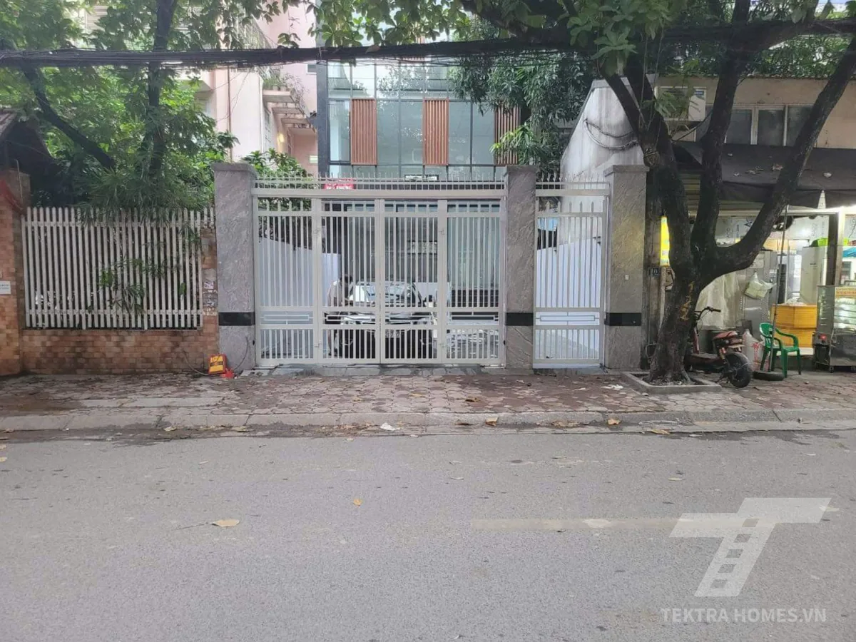 Tòa nhà 12 Doãn Kế Thiện