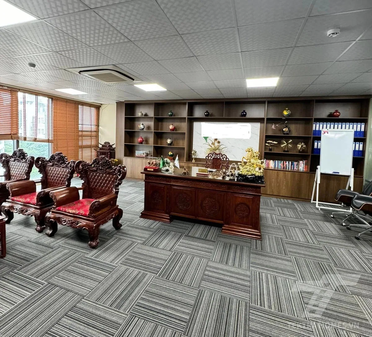 Tòa nhà 10 Dịch Vọng Hậu
