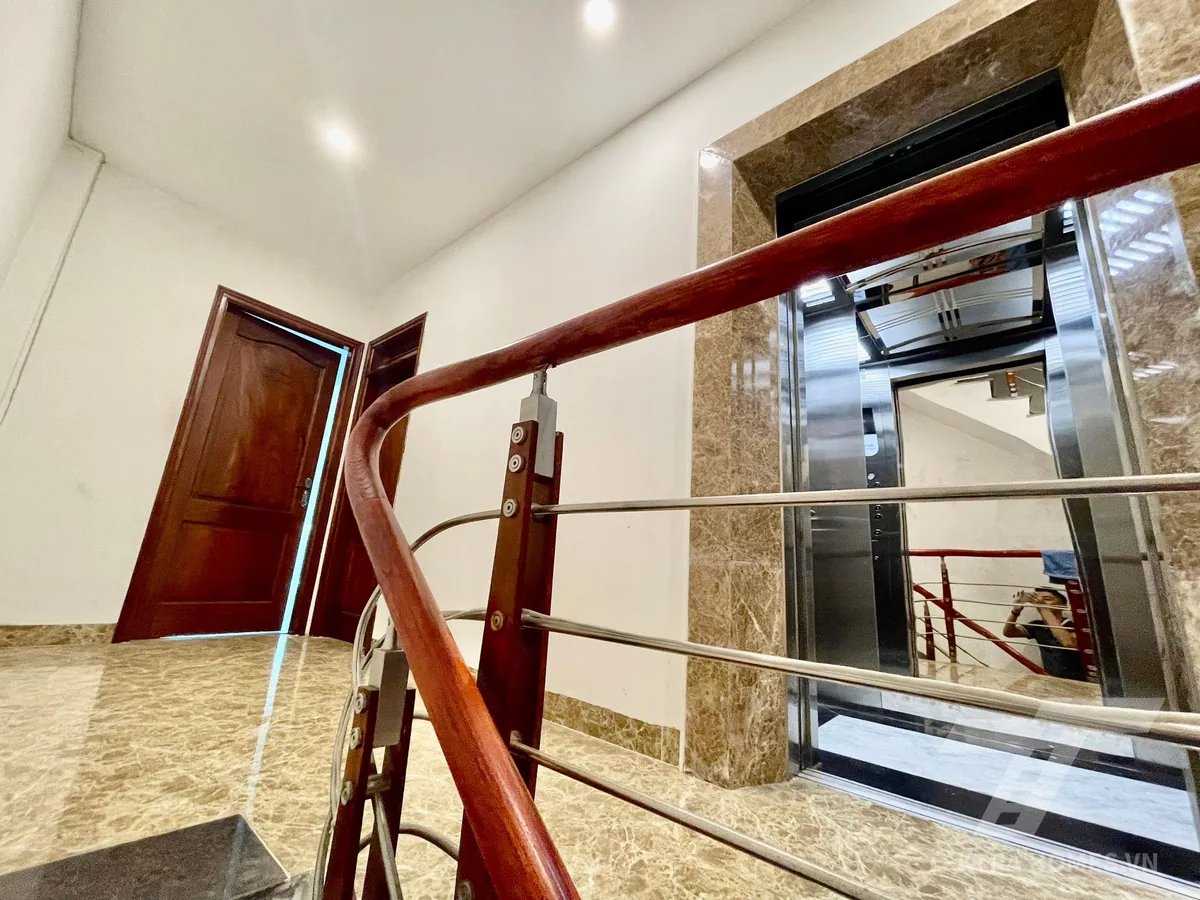 Tòa nhà số 1 Quan Nhân