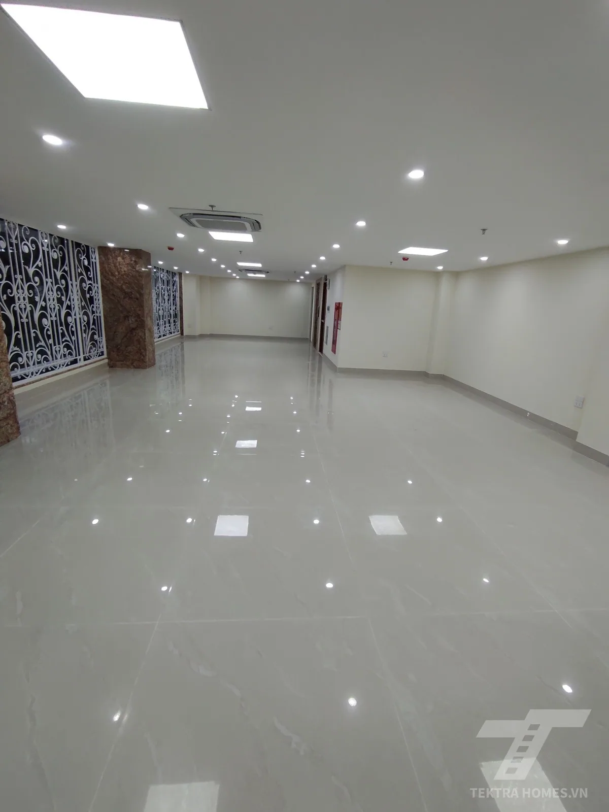Tòa nhà 579 Phạm Văn Đồng