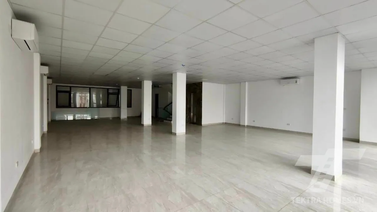 Tòa nhà N1 ngõ 655 Lạc Long Quân