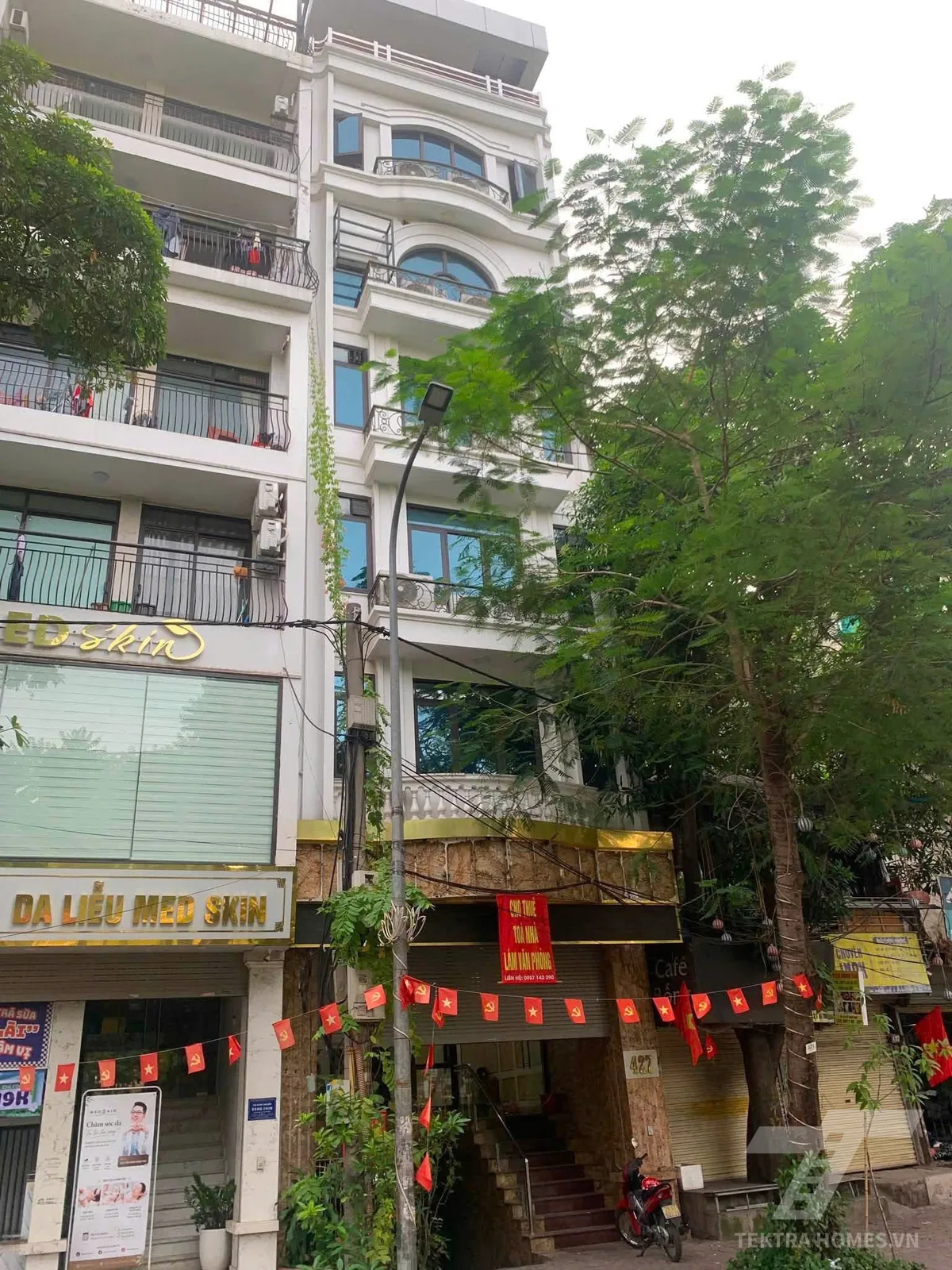 Tòa nhà 427 Vũ Tông Phan