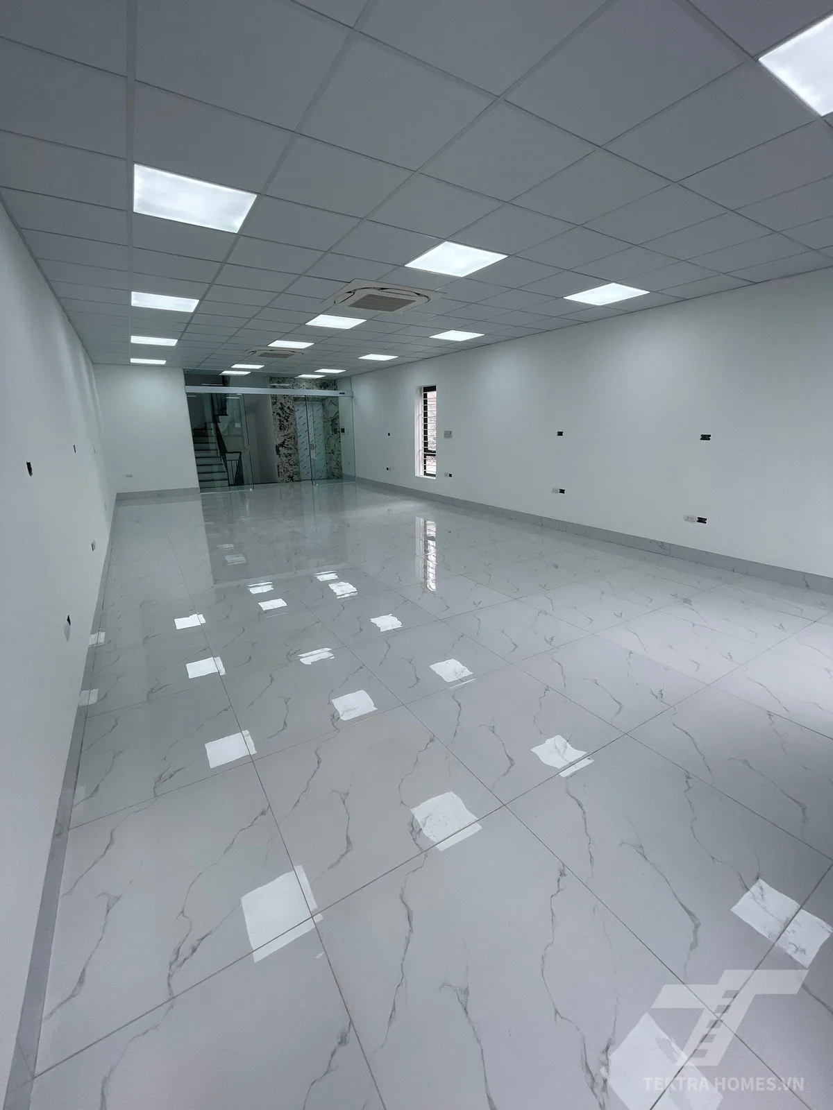 Tòa nhà B8 25 Cự Lộc