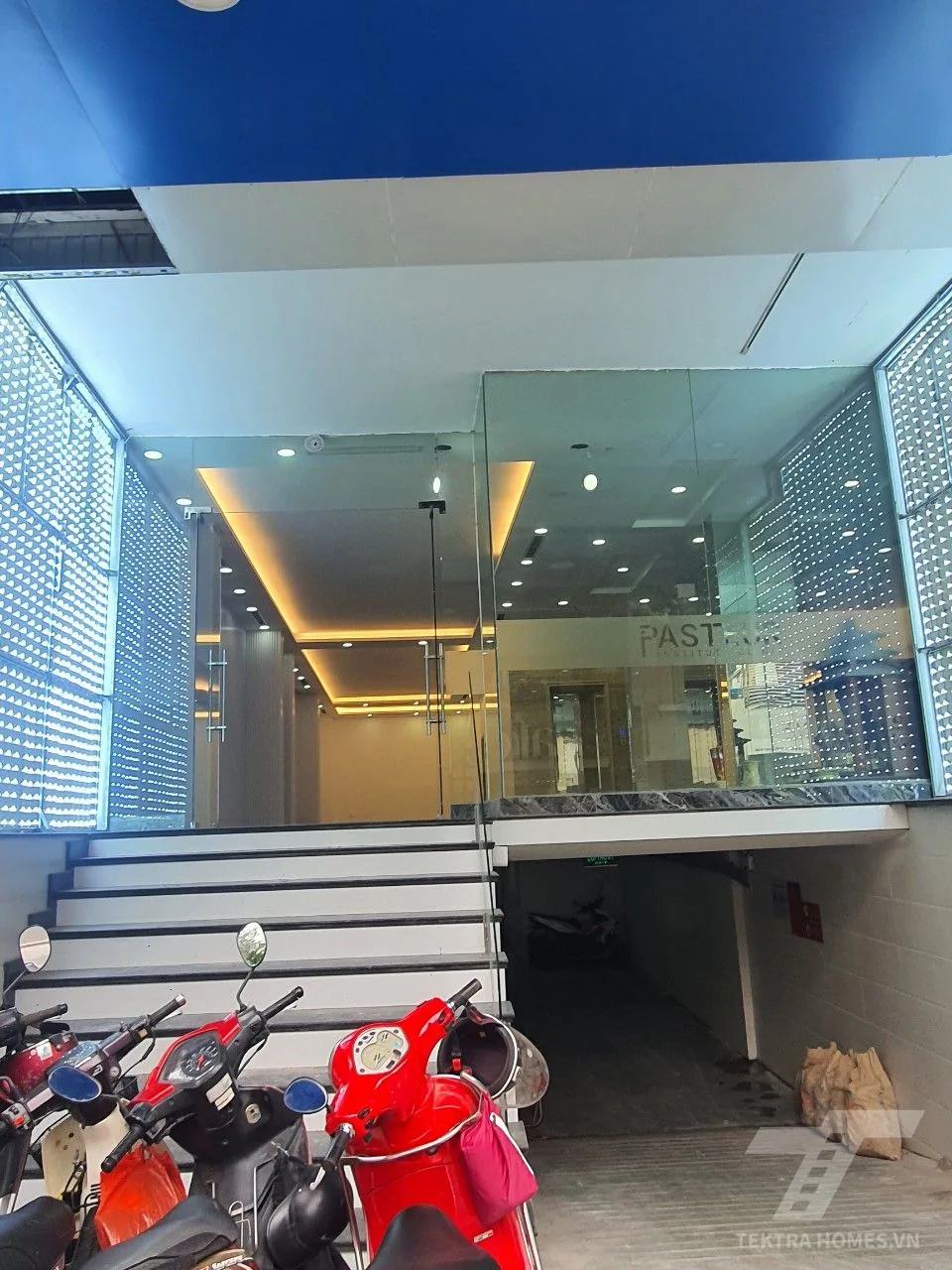 Tòa nhà 141 Bà Triệu