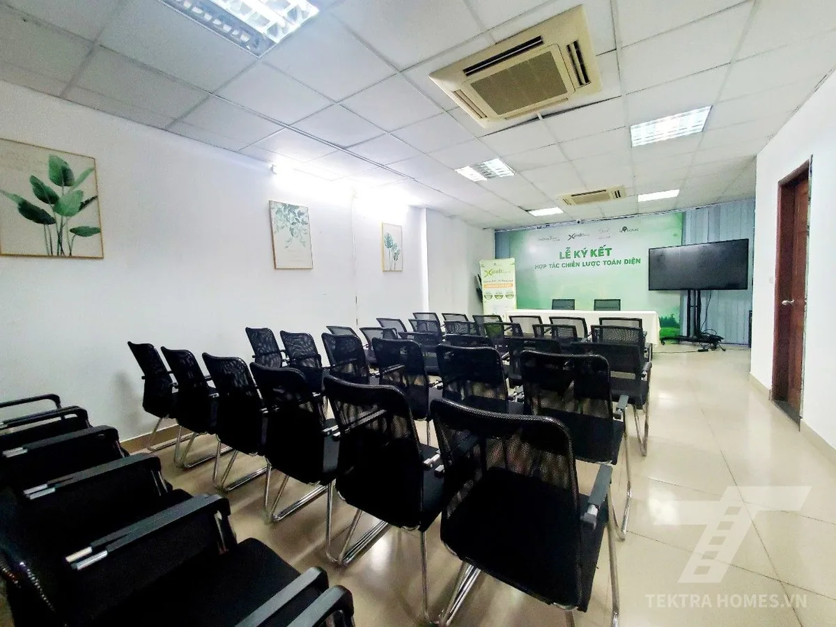 Tòa nhà D4-D6/70 Trương Công Giai