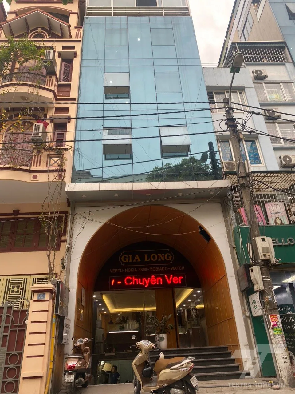 Tòa nhà 81 Hoàng Ngân