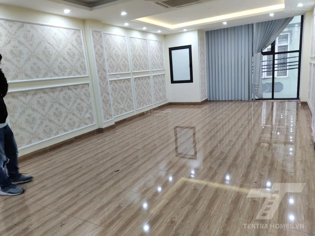 Tòa nhà 69/2 Đại lộ Thăng Long