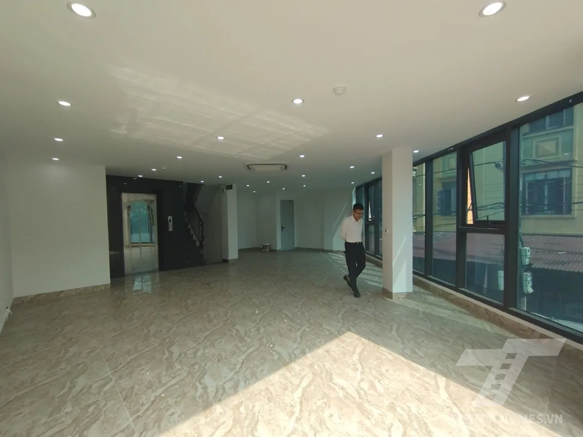Tòa nhà 92 Phúc Diễn