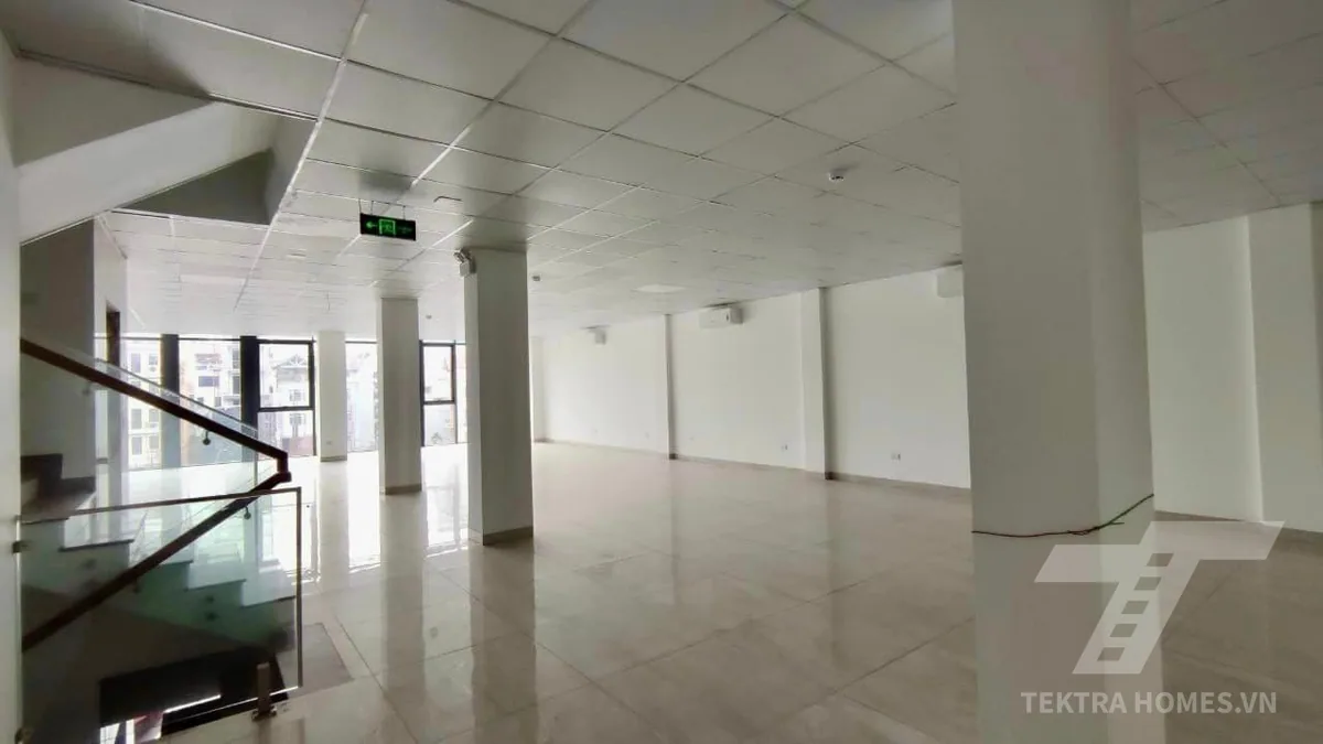 Tòa nhà N1 ngõ 655 Lạc Long Quân