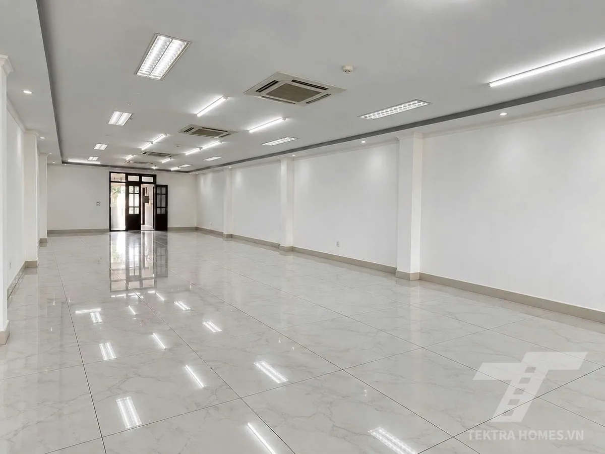 Tòa nhà 11 Nguyễn Xiển