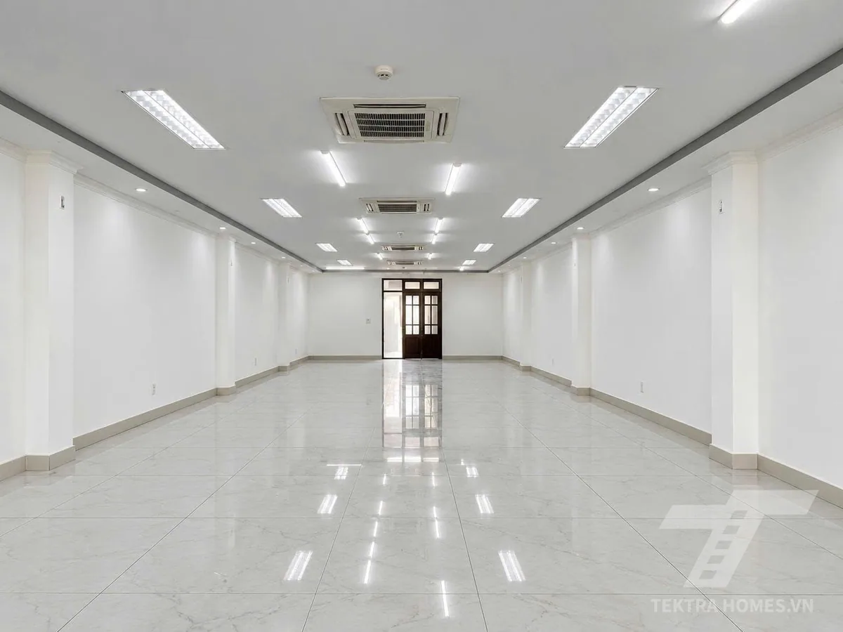 Tòa nhà 11 Nguyễn Xiển